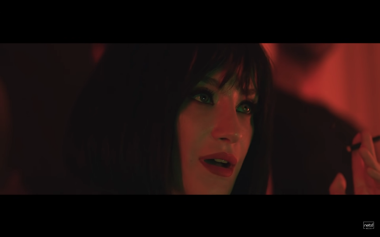 Pulp Fiction'ın Mia'sı ile tıpatıp aynı oldu! İmaj değiştiren Didem Soydan güzelliğiyle büyüledi