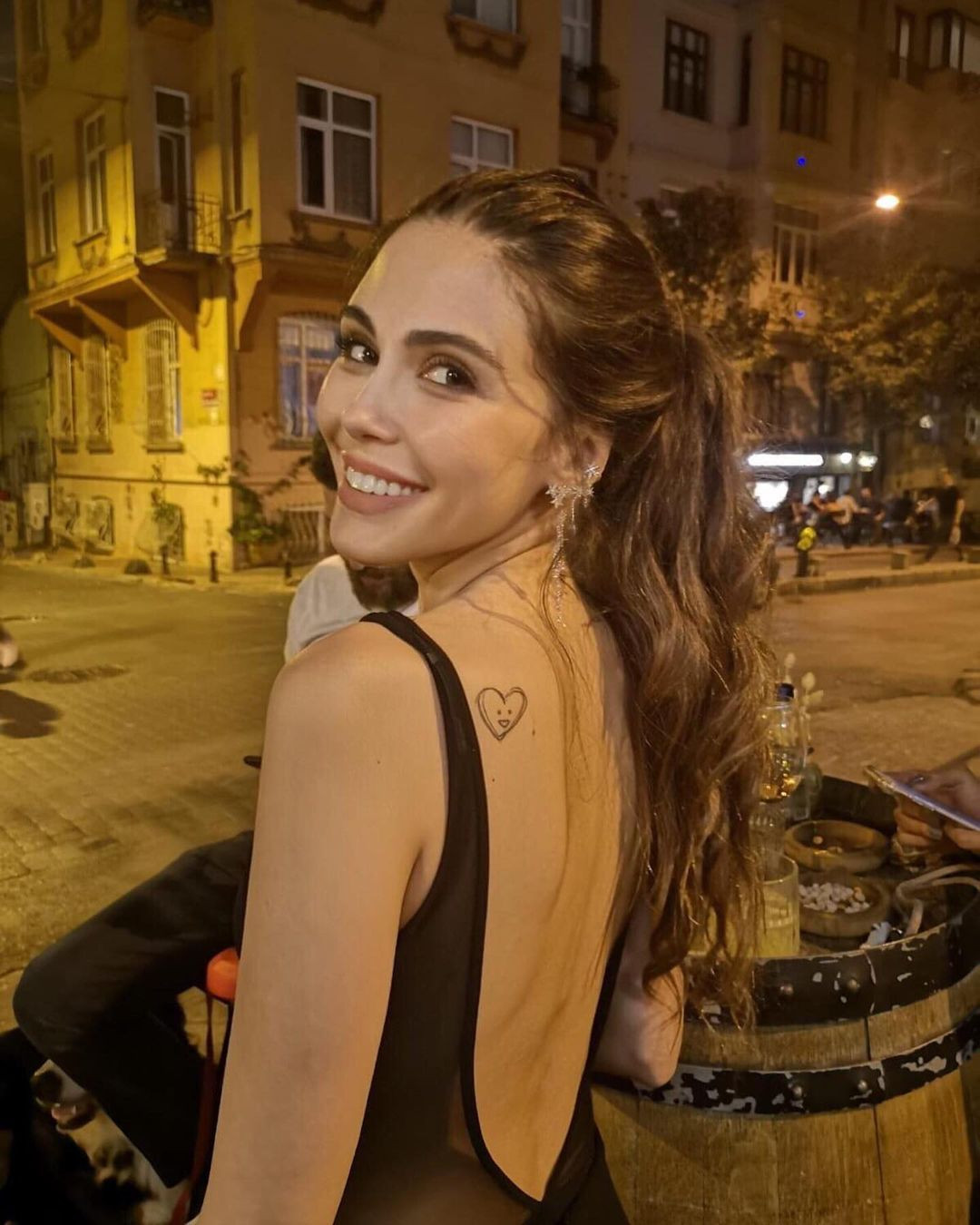 Başı tacizcisiyle dertte olan Dilara Aksüyek isyan etti