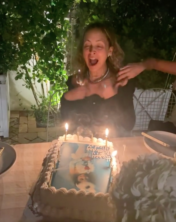 Ünlü yıldız Nicole Richie doğum gününde kendini yaktı