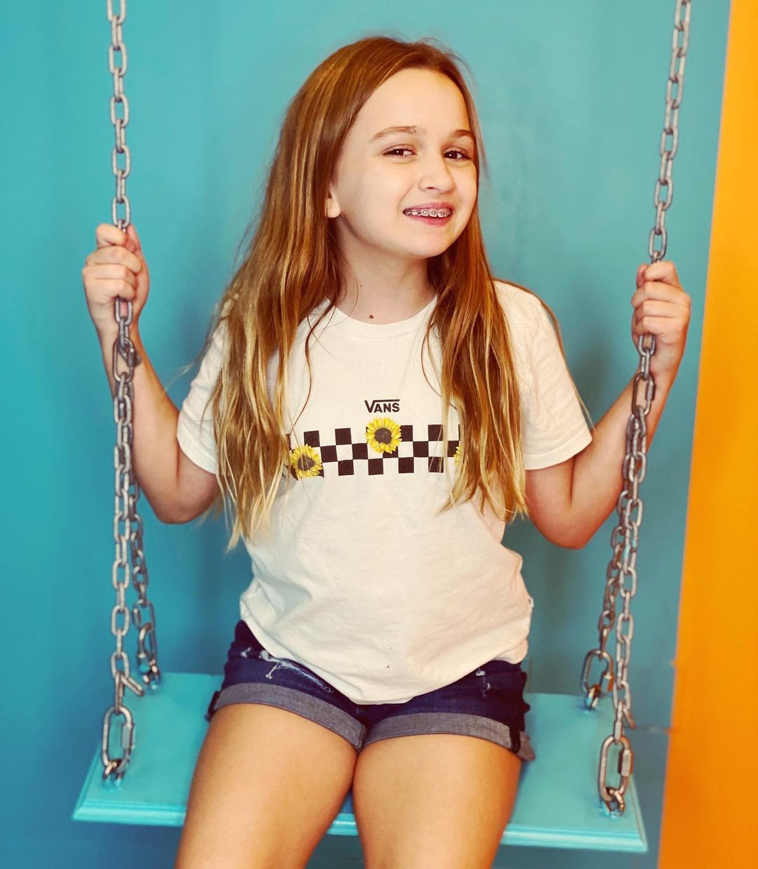 Henüz iki yaşındayken bakışıyla fenomen haline gelmişti! Chloe Clem'in şaşırtan değişimi