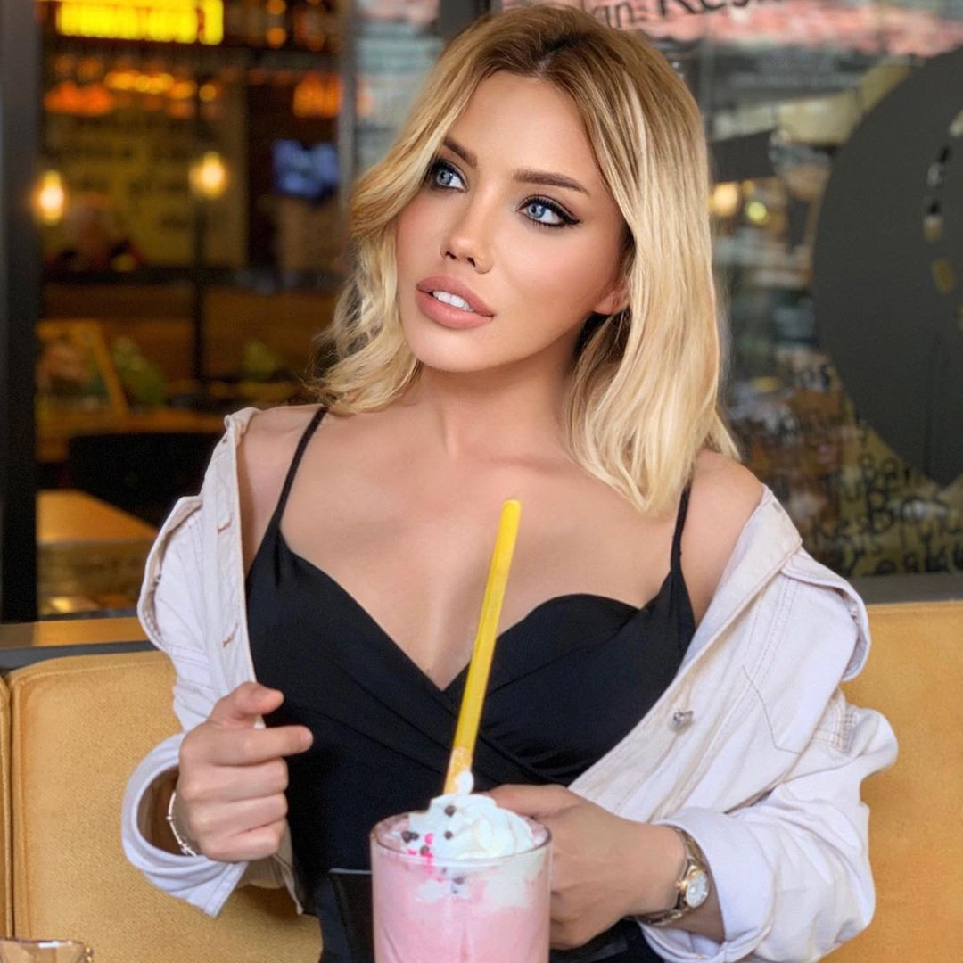 Esra Ersoy