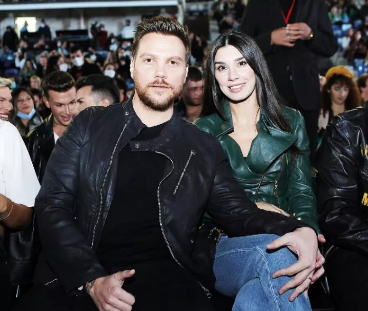 İrem Derici, Harbiye hayali için mini bir servet harcadı