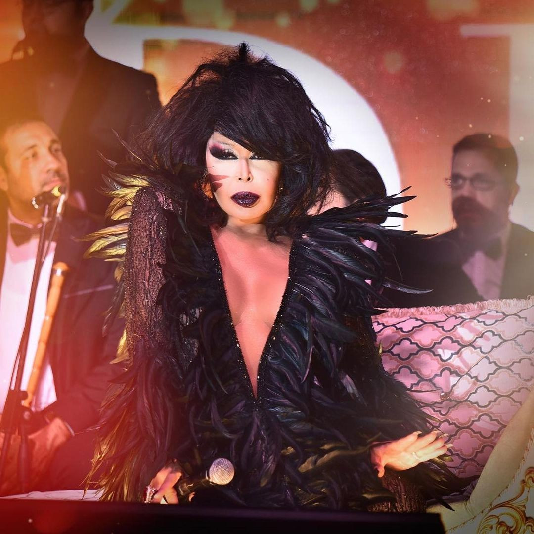 B&uuml;lent Ersoy Kıbrıs'ta tutuklanan orkestra ekibi i&ccedil;in servetini ortaya d&ouml;kecek