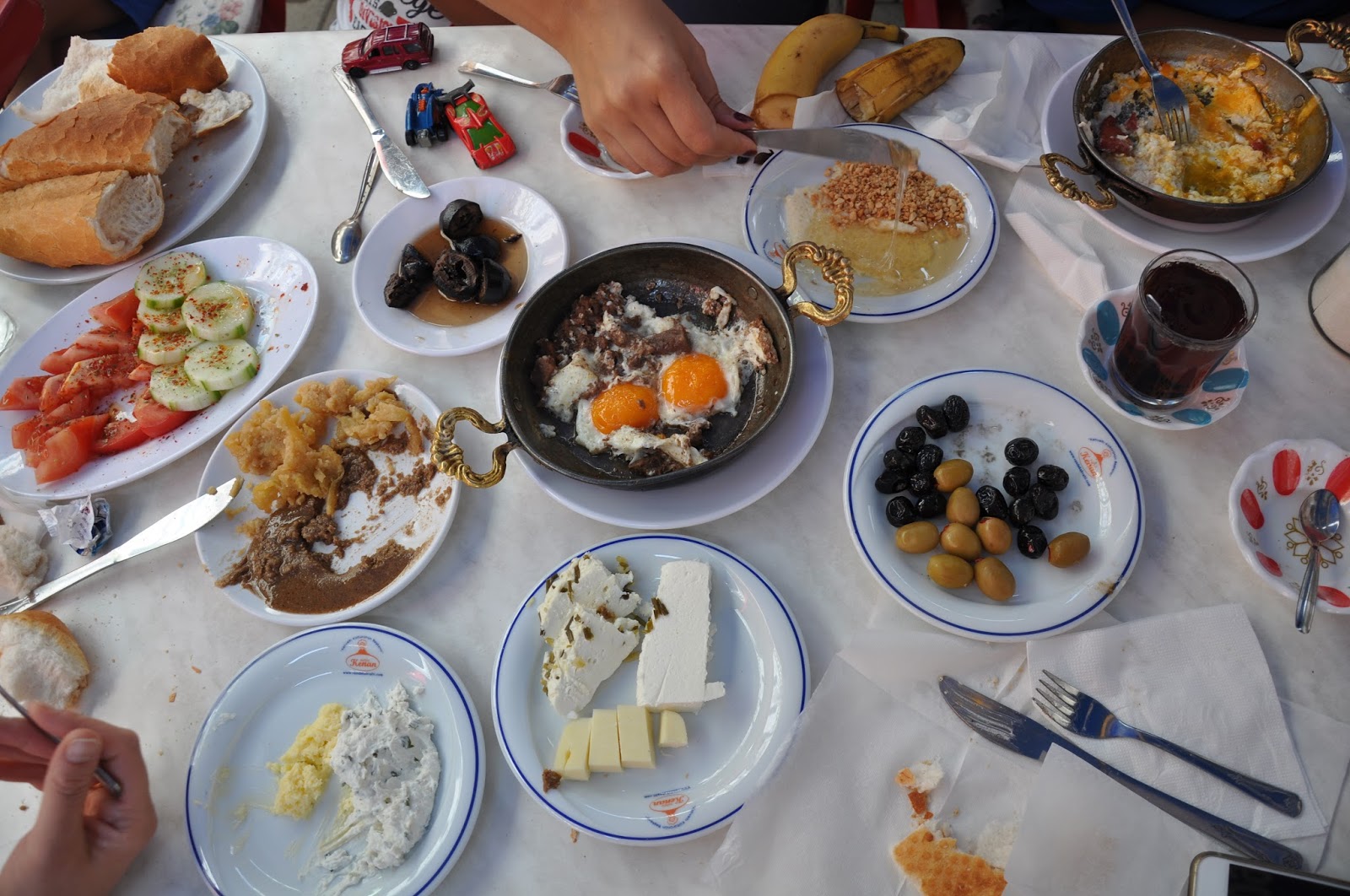 Butik kurabiye,tatlı ve yemek tarifleri,Turkish cuisine: VAN KAHVALTISI