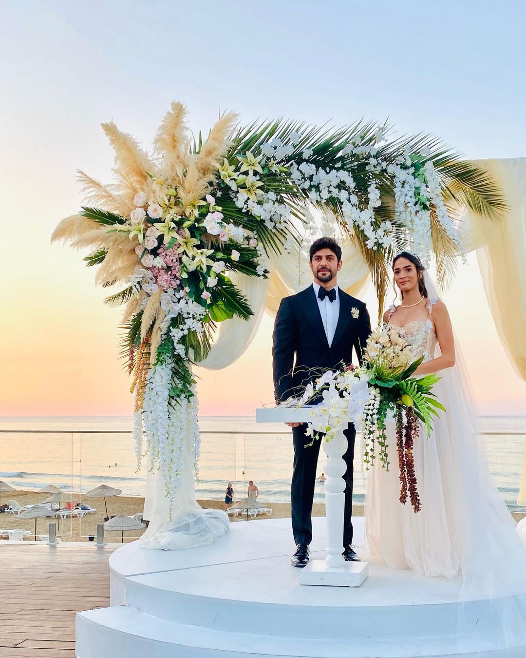 Adı Gökhan Çıra ile aşk dedikodularına karışan Survivor Melisa Emirbayer evlendi! Sami Hamidi nikah masasına oturdu