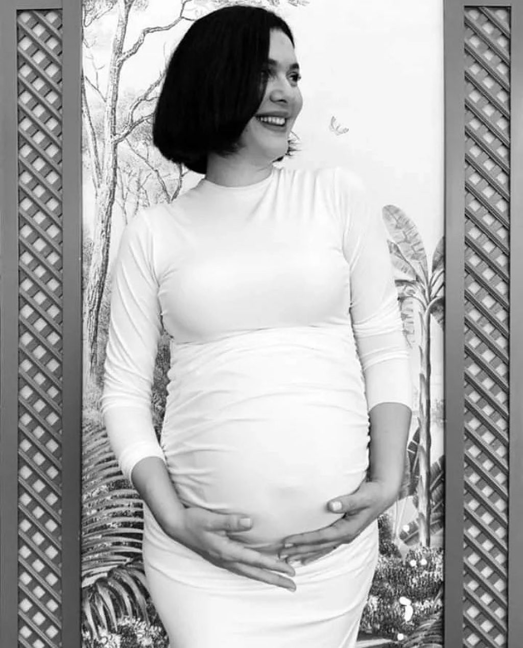Leyla Bebek'in doğumuna g&uuml;nler kala Berg&uuml;zar Korel baby shower partisi d&uuml;zenledi