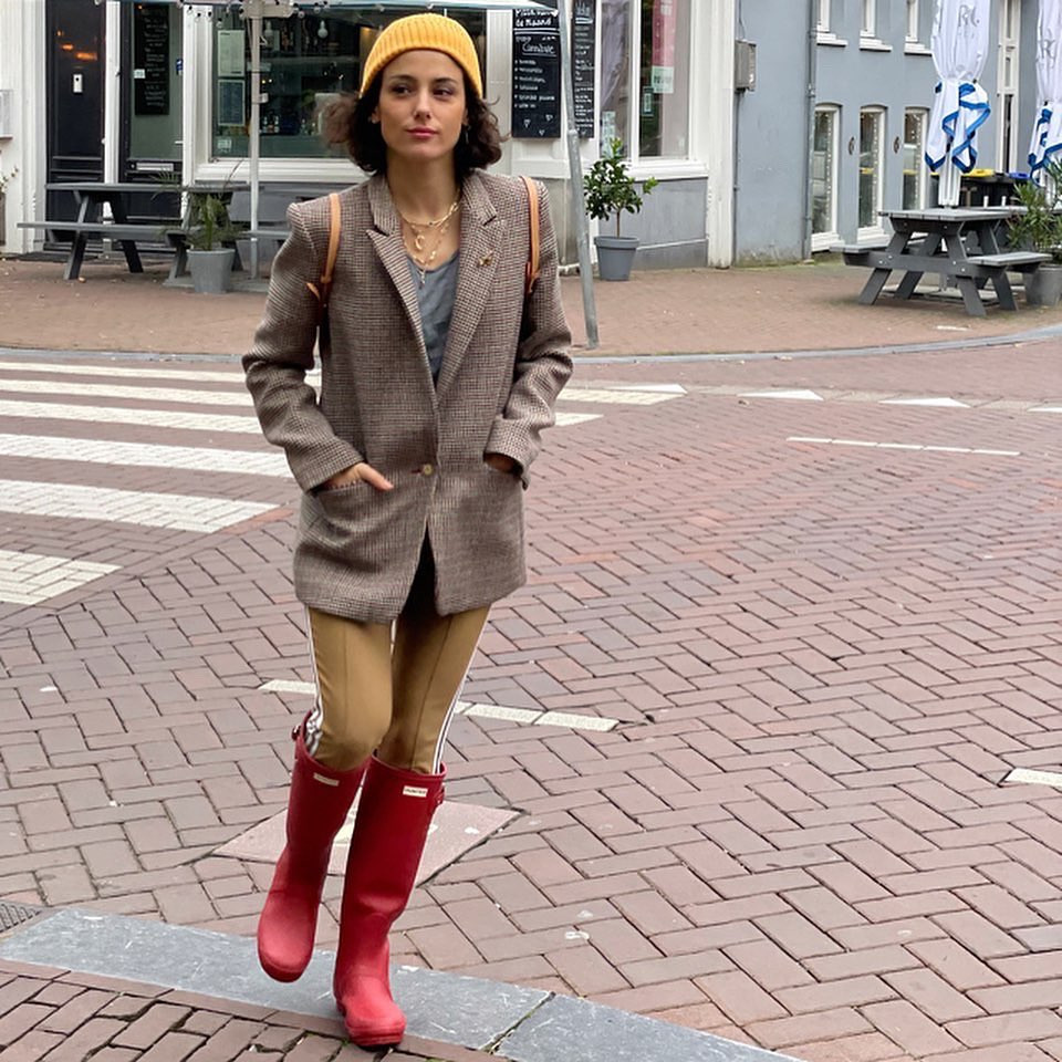 Oyuncu Cansu Tosun imaj tazeledi! işte yeni hali