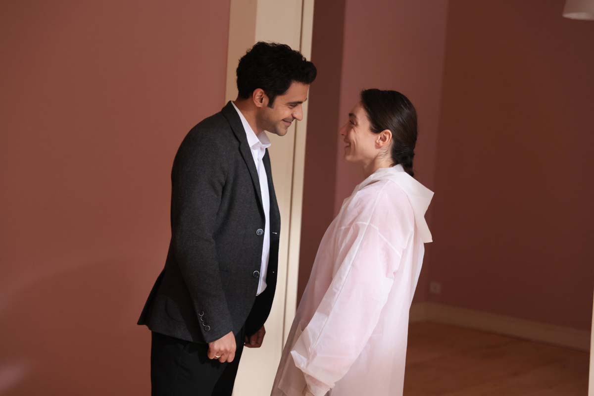 TRT 1 canlı izle Masumlar Apartmanı 44. bölüm full, tek parça izle - Masumlar Apartmanı 44. bölüm canlı izle - Kriptosite.com