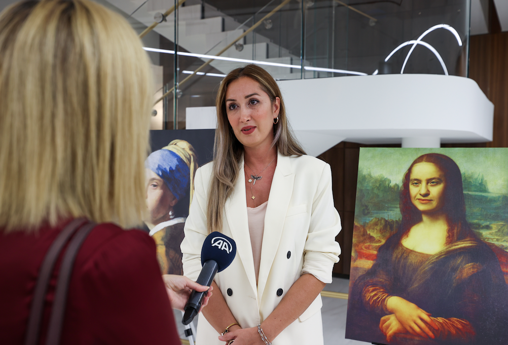 "Down sendromlu Mona Lisa" farkındalık yaratmak için New York'ta