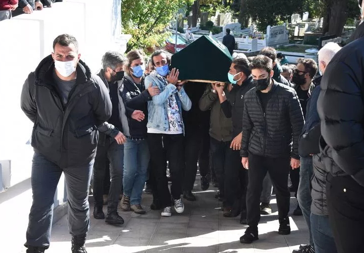 Tuba Büyüküstün acı gününde eski sevgilisi Sami Saydan'ı yalnız bırakmadı