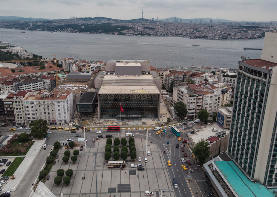 AKM'nin a&ccedil;ılış haftasına "Mozaik" damga vuracak