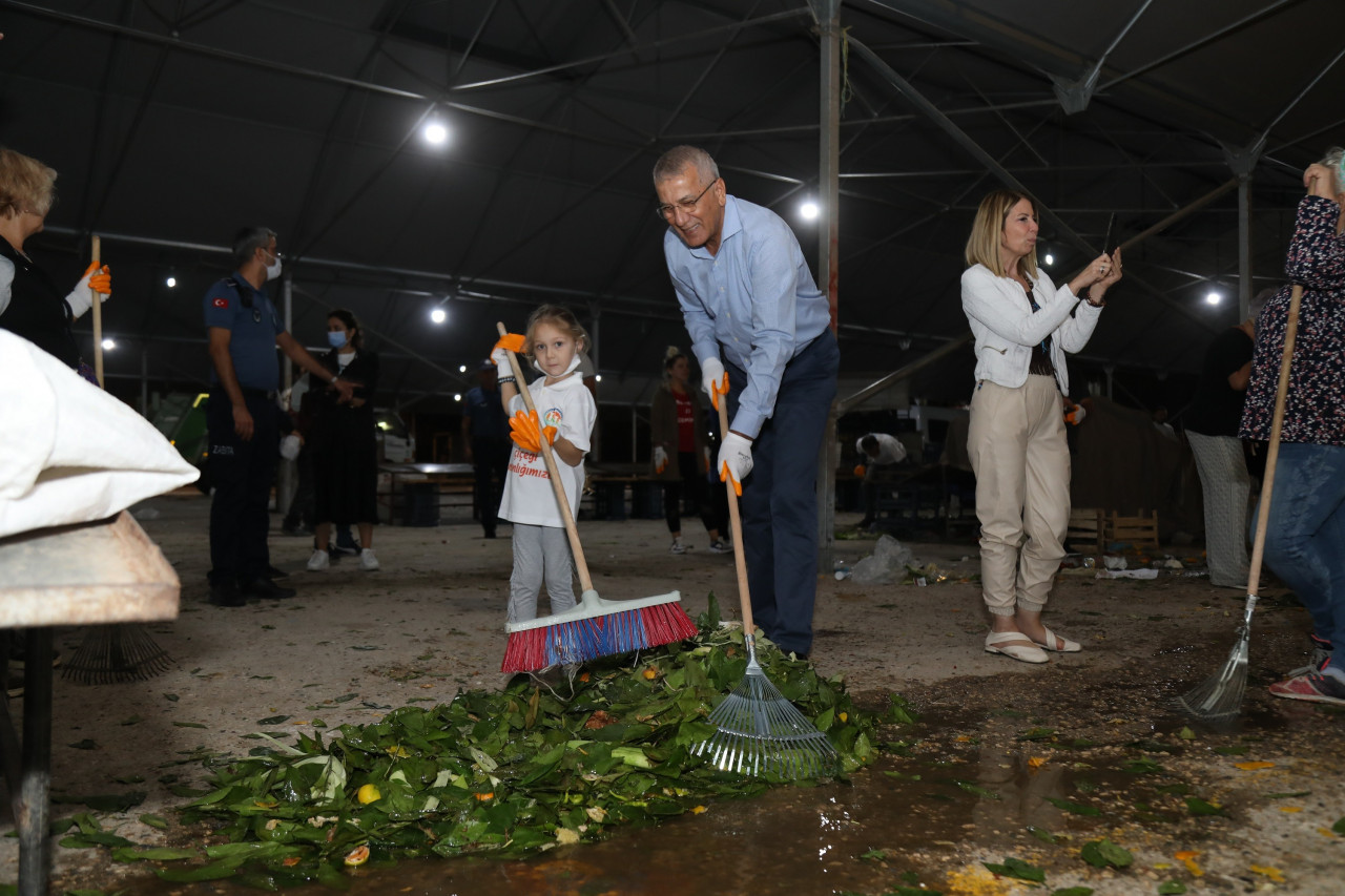 Mersin'de pazar atıkları komposta dönecek
