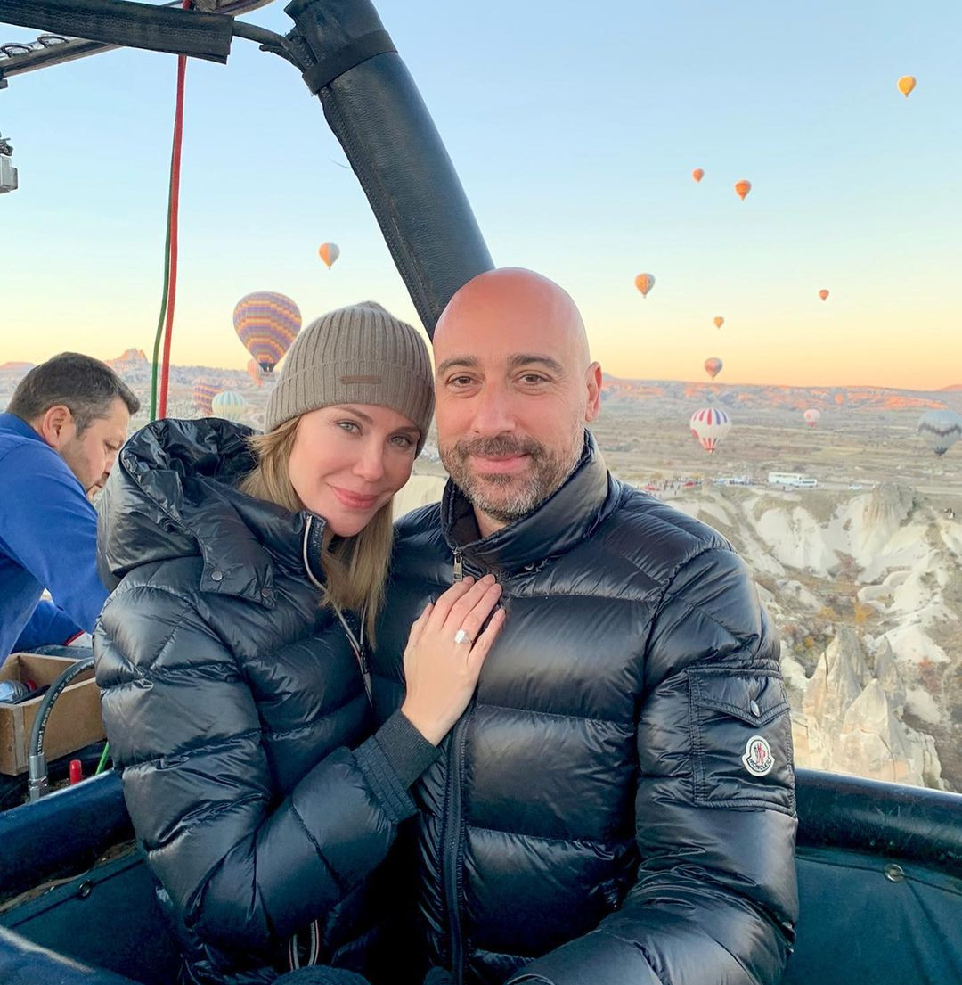 Demet Şener aşka geldi! Yeni sevgilisi Tolga Arman ile romantik tatilini paylaştı