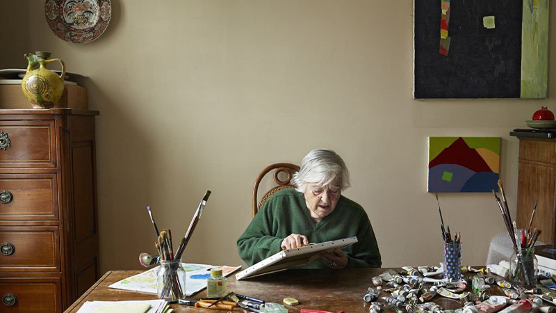 Babası Atatürk'ün arkadaşıydı... Ünlü yazar Etel Adnan hayatını kaybetti
