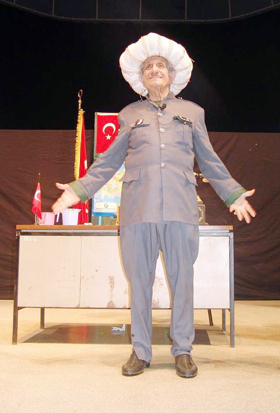 Nejat Uygur vefatının 8. yılında sevenleri tarafından anılacak