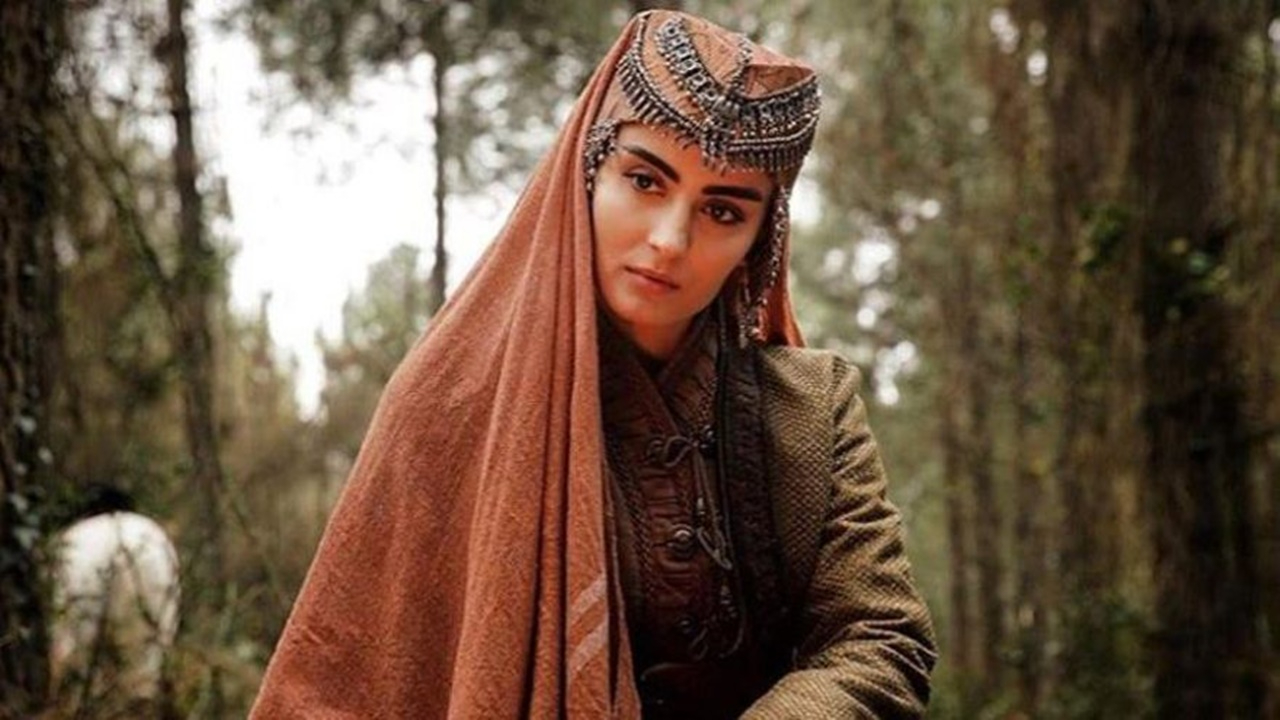 Kuruluş Osman Gonca Hatun öldü mü? Emel Dede Diziden neden ayrıldı? Emel Dede kimdir?