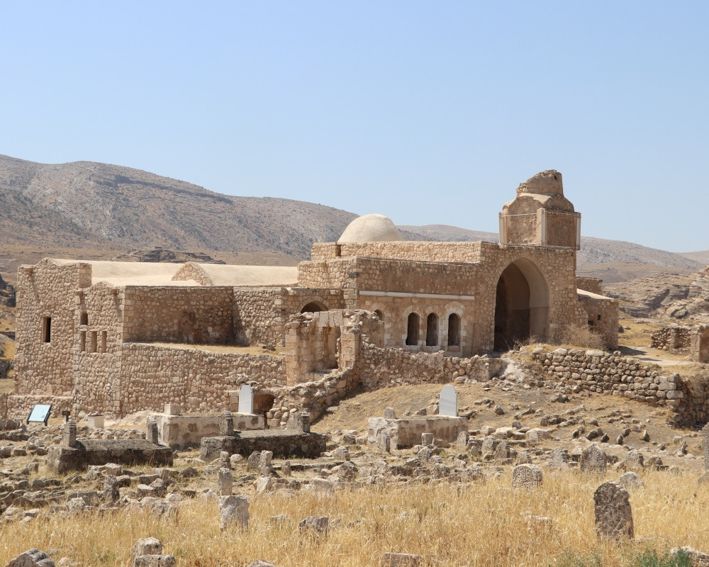 Batman'daki Hasankeyf Kalesi yeniden turizme a&ccedil;ıldı