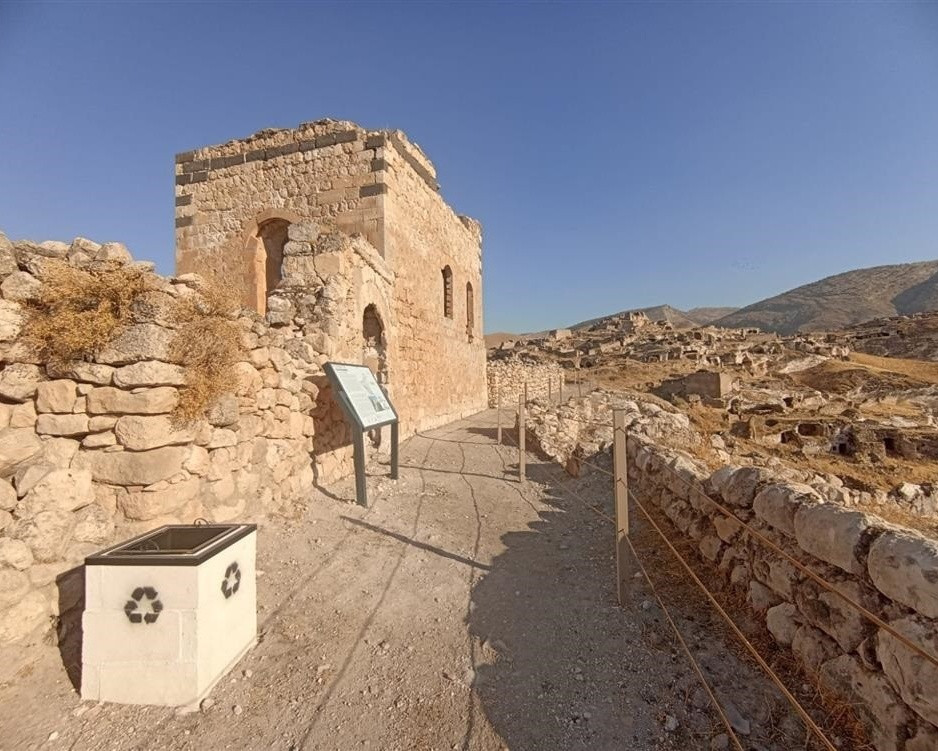 Batman'daki Hasankeyf Kalesi yeniden turizme a&ccedil;ıldı