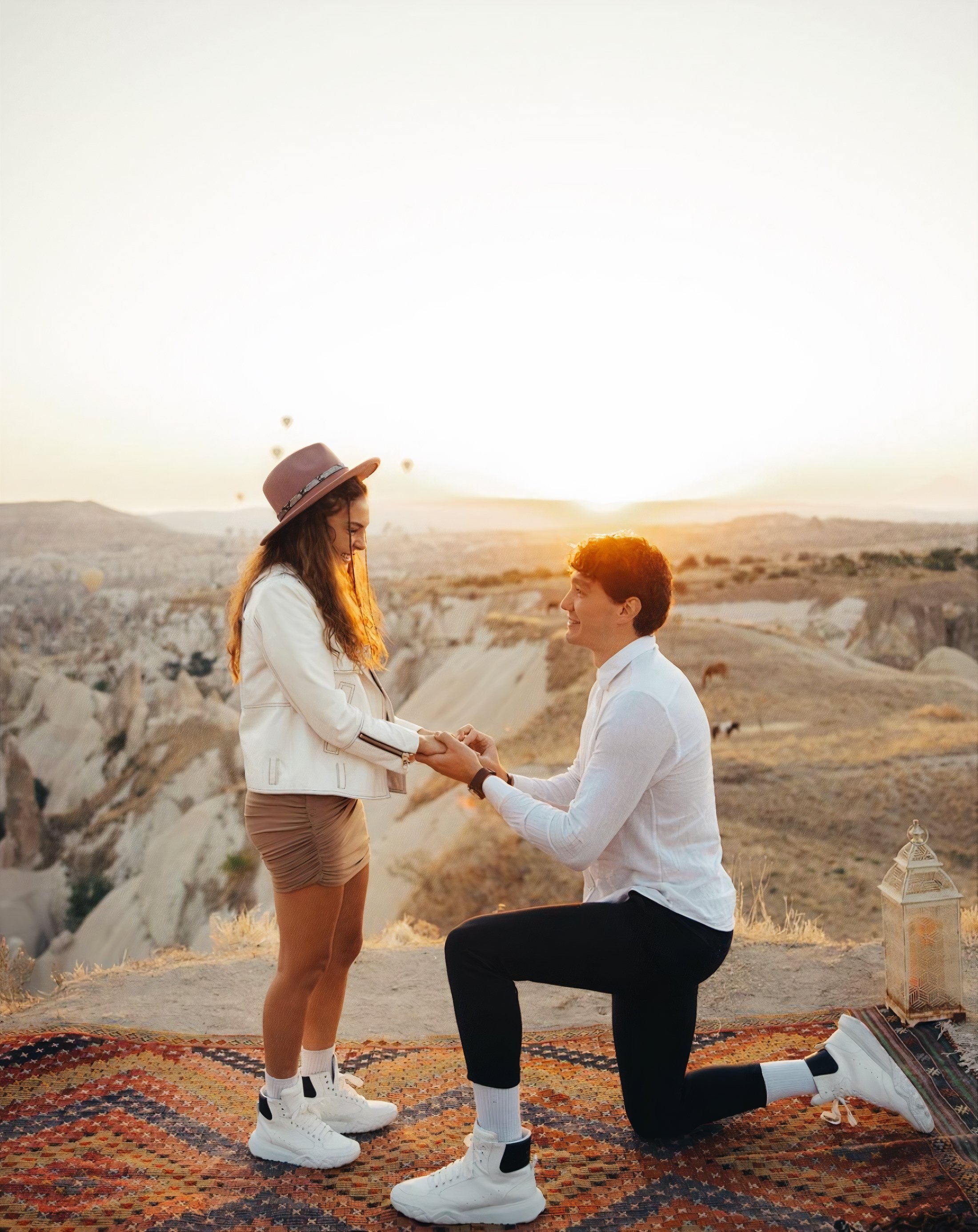 Cedi Osman proposes to girlfriend Ebru Şahin in scenic Cappadocia | Daily Sabah