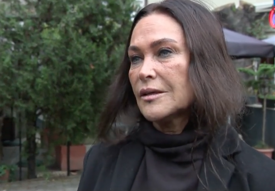 'Simit' açıklamasıyla gündem olan Hülya Avşar'ın yüzündeki büyük değişim dikkat çekti