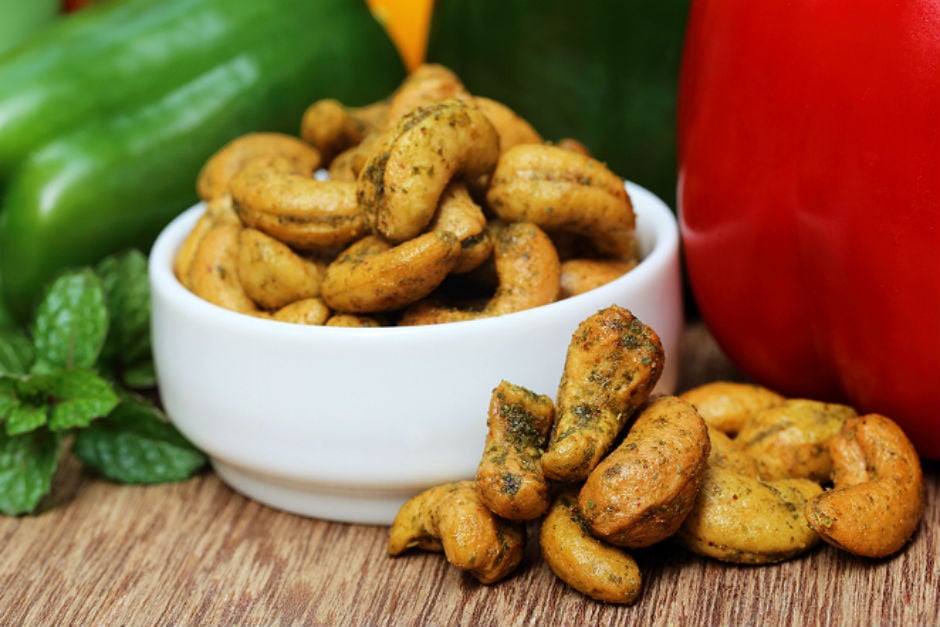 Fırınlanmış Baharatlı Kaju Tarifi, Nasıl Yapılır? - Yemek.com