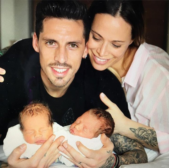 Yıldız futbolcu Jose Sosa'nın 18 yıllık birlikteliğinde mutsuz son