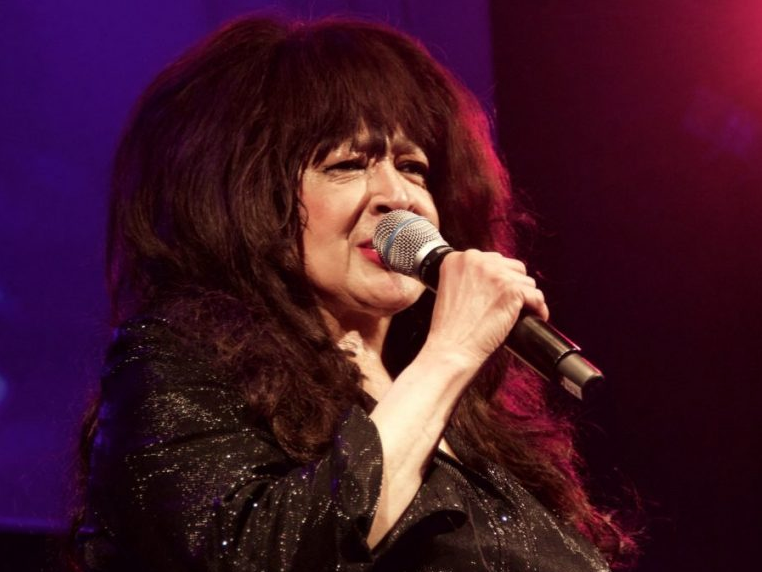 The Ronettes'in solisti Ronnie Spector hayatını kaybetti