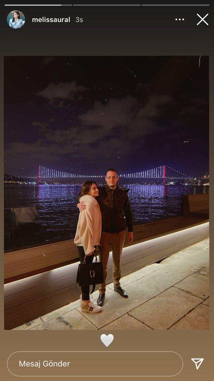 Hakan Ural'dan onay &ccedil;ıktı, Melisa Ural sevgilisi Alaattin Kadayıf&ccedil;ıoğlu ile aşk pozunu paylaştı
