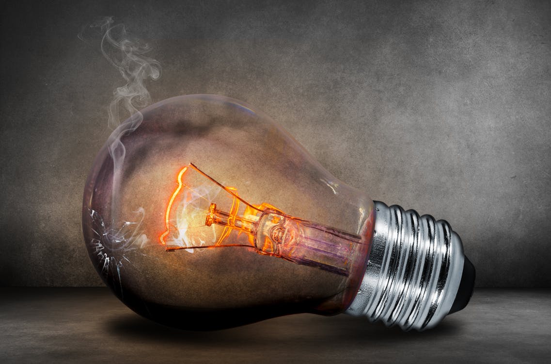 Faturanız Hafiflesin: Elektrik Tasarruf Y&ouml;ntemleri | Enakliyat Blog