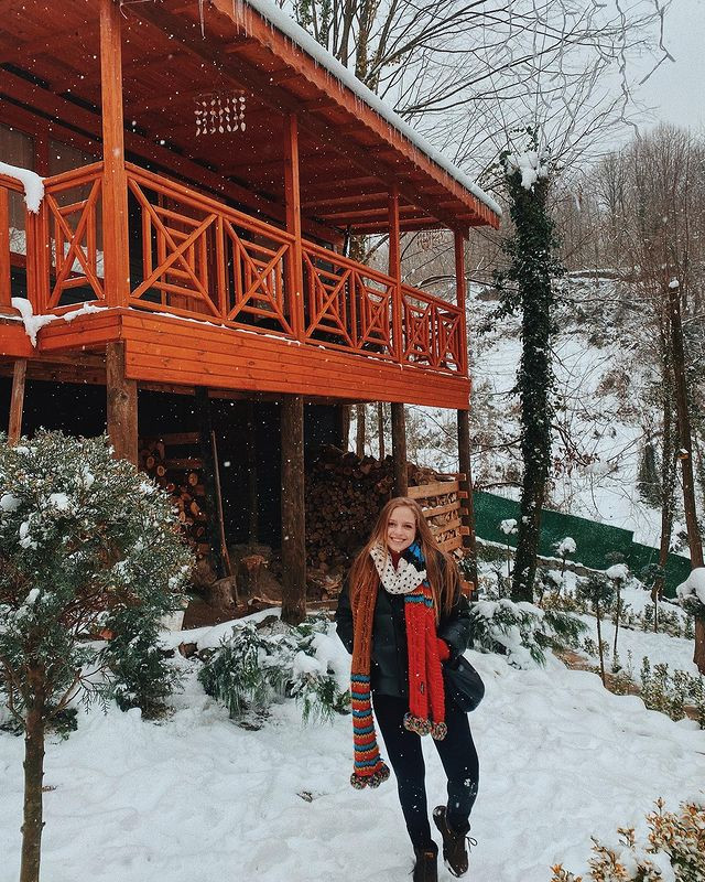 İpek Yazıcı ile Ufuk Beydemir'in aşk tatili! Fotoğraflarını hayranları beğeni yağmuruna tuttu