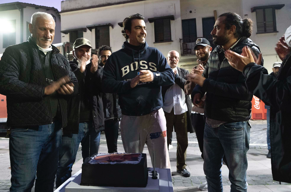 Bir Zamanlar &Ccedil;ukurova'nın Hakan'ı İbrahim &Ccedil;elikkol'a s&uuml;rpriz doğum g&uuml;n&uuml;