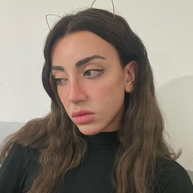 Estetikle bambaşka birine d&ouml;n&uuml;şen Mika Can Raun g&uuml;zelliğiyle b&uuml;y&uuml;ledi! Yeni pozlarını yayınladı