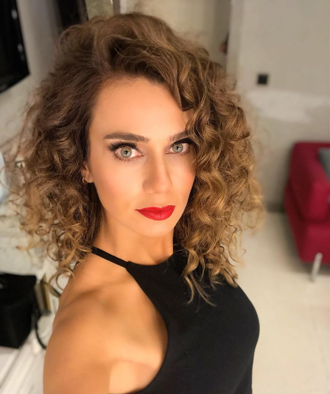 Oyuncu Ayşe Çiğdem Batur'u başı tacizcisiyle dertte! İkinci kez dava açtı