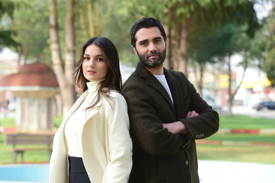 atv'nin merakla beklenen dizisi Adı Sevgi'nin yeni tanıtımı yayınlandı