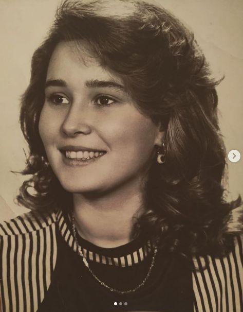 Ünlü oyuncu Uraz Kaygılaroğlu'nun annesinin güzelliğini görenler hayran kaldı!.. 72
