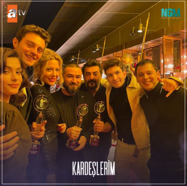 Kardeşlerim dizisini izleyenler bu habere &ccedil;ok sevinecek! 3