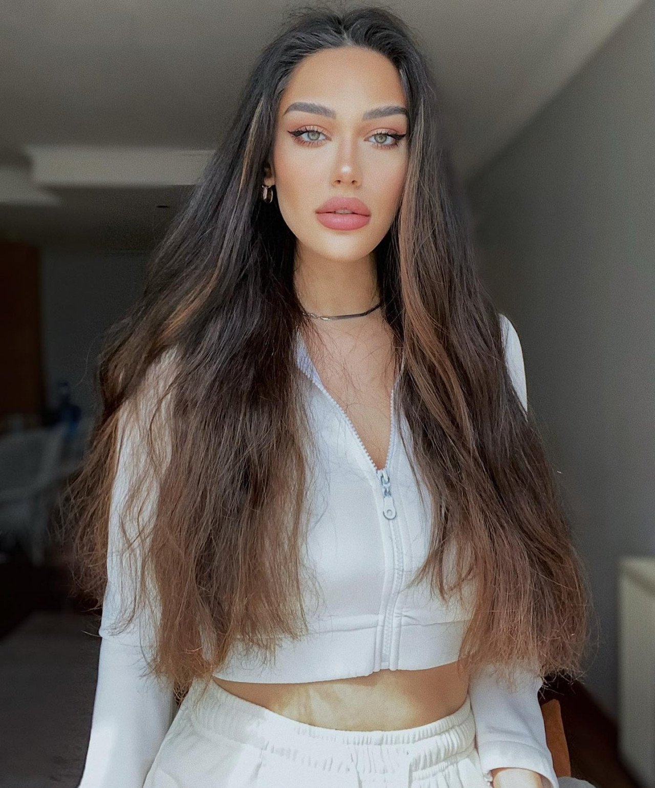 2014 Miss Turkey güzeli Gizem Koçak'ın olaylı gecesi! Evine misafirliğe gittiği arkadaşından dayak yedi