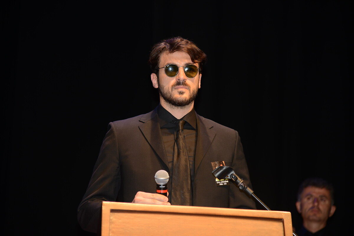 Oya Aydoğan'ın &ouml;l&uuml;m yıld&ouml;n&uuml;m&uuml;nde oğlu Gurur Aydoğan'dan duygulandıran paylaşım