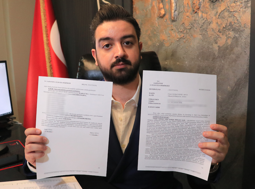 Mehmet Ali Erbil'le davalık olan Ece Ronay hukuk mücadelesini kazandı