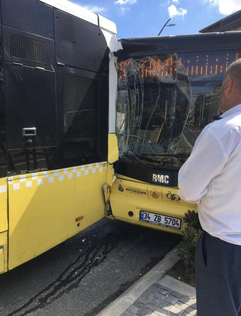 İstanbul Gaziosmanpaşa'da 3 İETT otobüsü birbirine girdi.