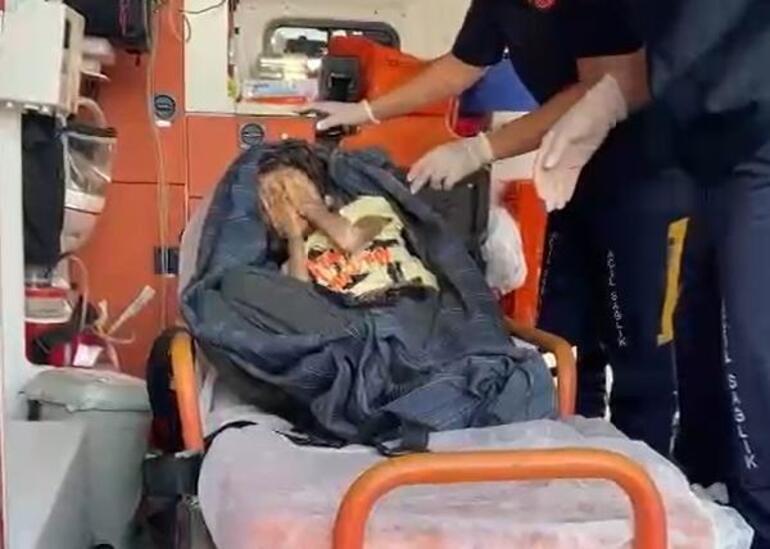 Yer: Bursa... 1 yıldır çöp dolu odada kilitli Kapı açıldı, ekipler şoke oldu