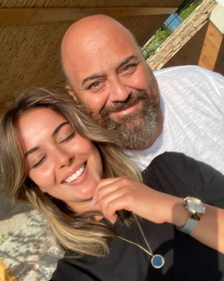 İşte Somer Sivrioğlu'nun sevgilisi Pınar Kayabaşı ile olan paylaşımları...