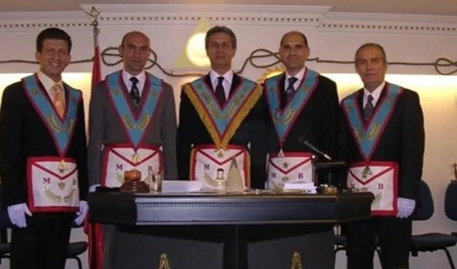 tunç soyer mason