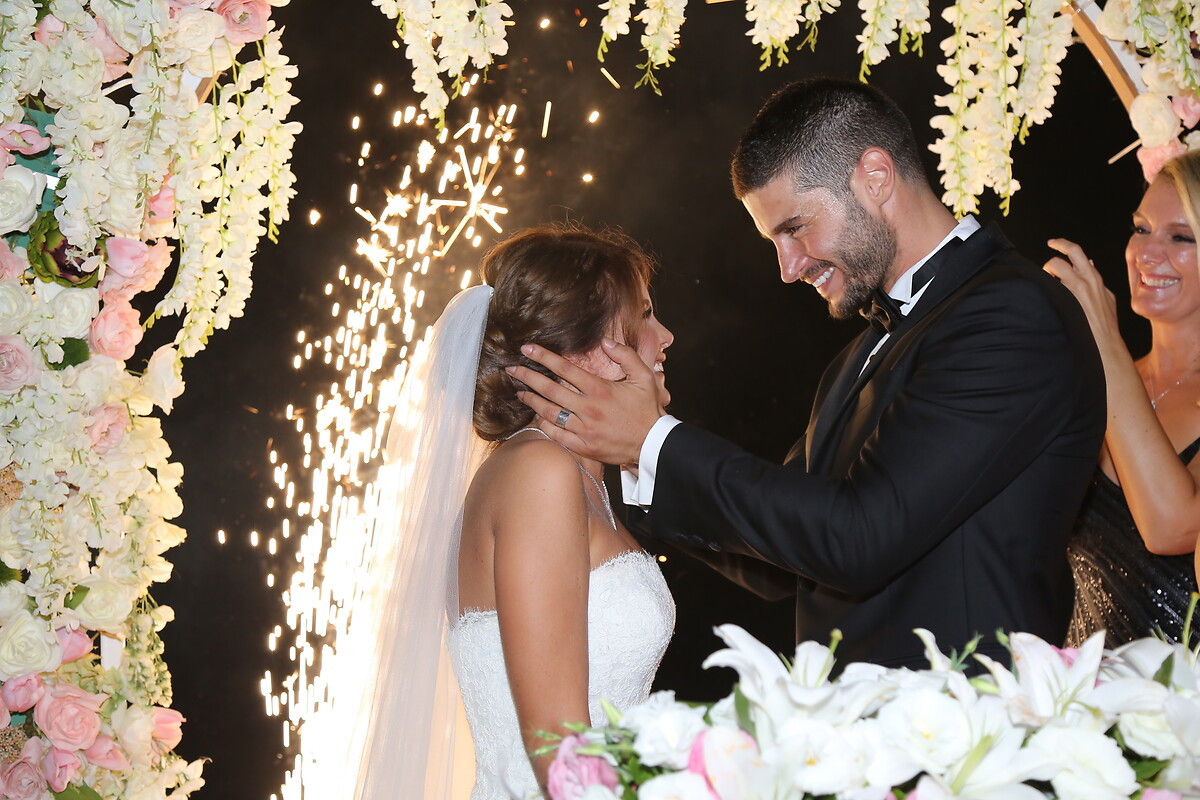 merve şarap&ccedil;ıoğlu - berk oktay
