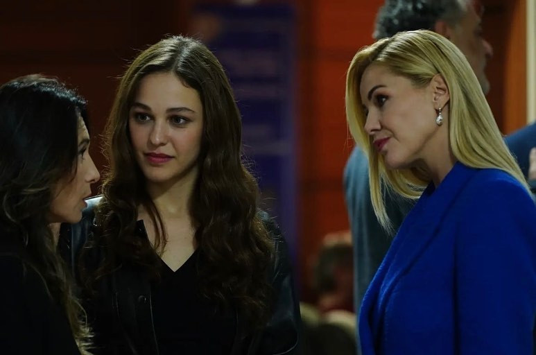 emine ün