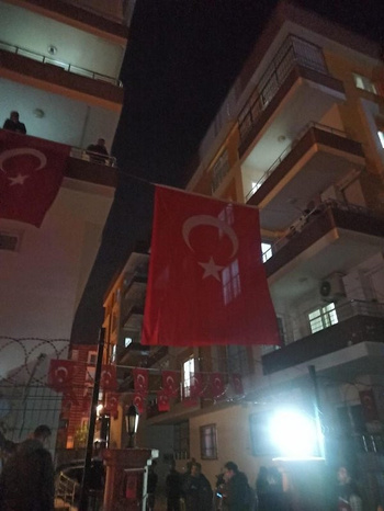 Gece yarısı kahreden haber: Tank&ccedil;ı Uzman &Ccedil;avuş Sel&ccedil;uk Kurt şehit oldu