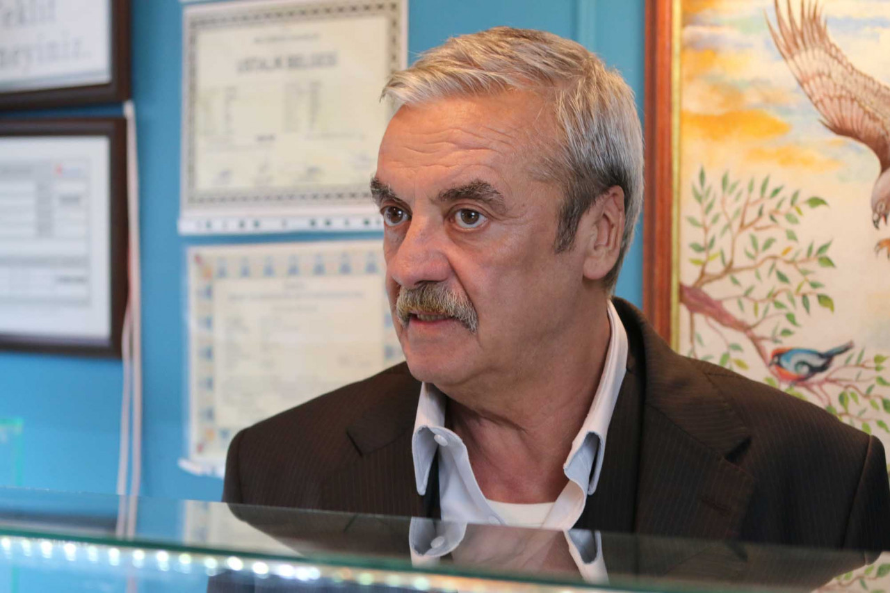 mesut akusta