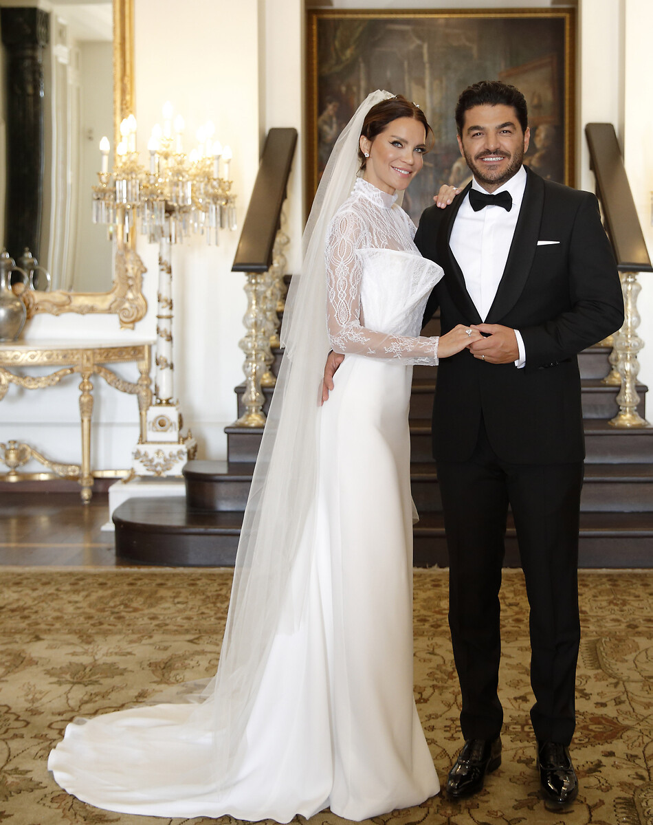 ebru şallı - uğur akkuş