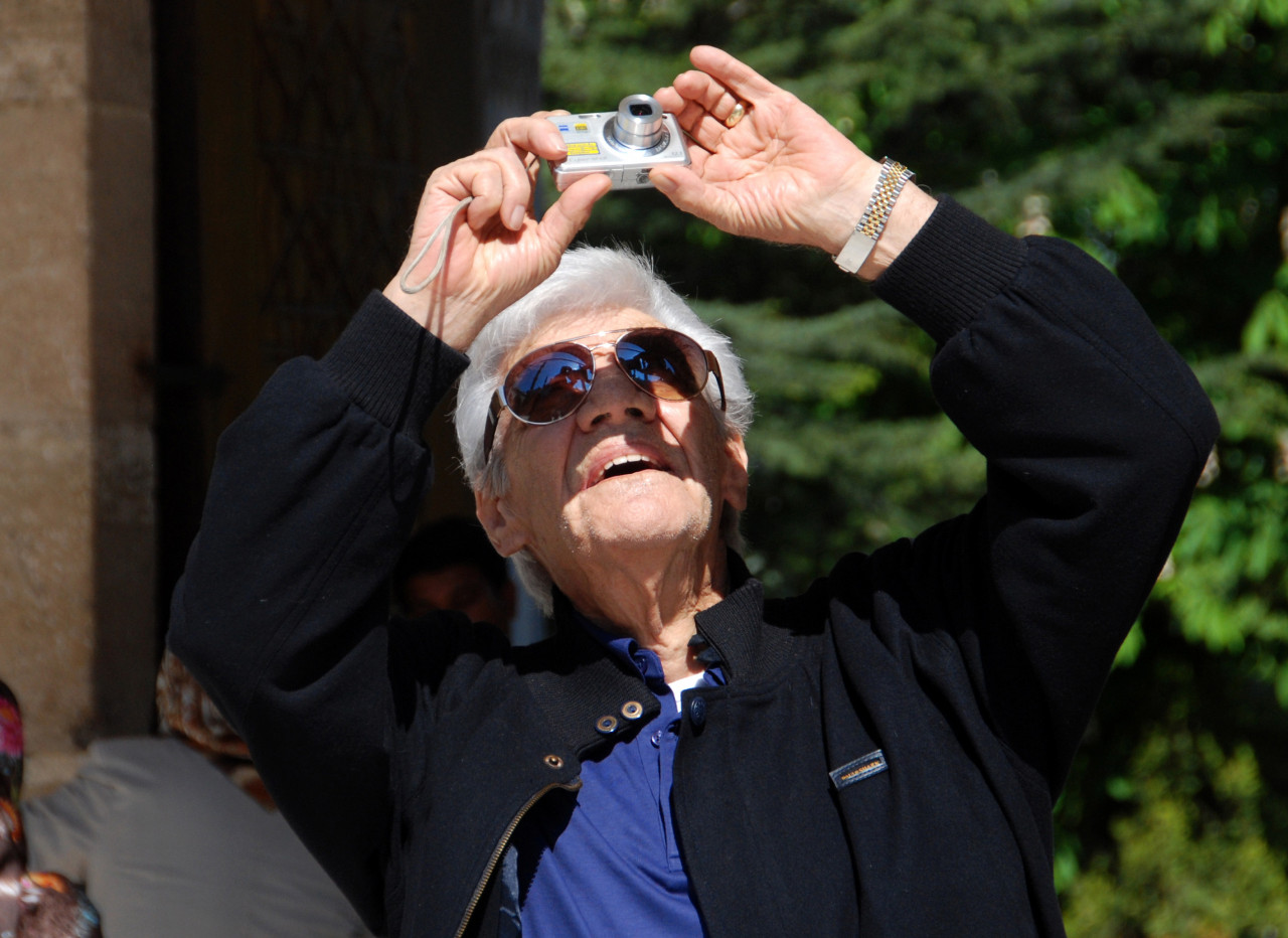 ekrem bora