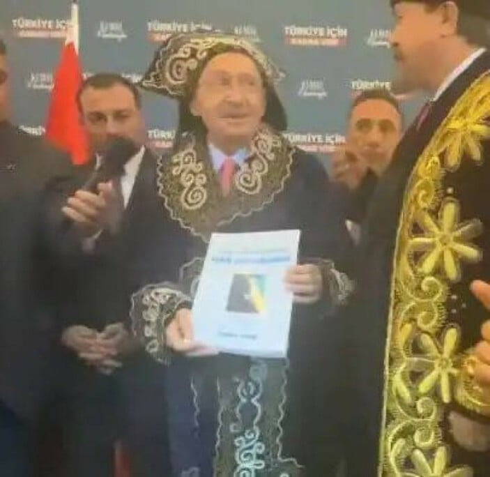 Kemal Kılı&ccedil;daroğlu, Ankara&rsquo;da &uuml;lk&uuml;c&uuml; kanaat &ouml;nderleri ile bir araya geldi